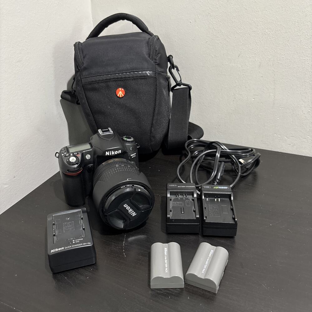FOR PARTS Nikon D80, Nikkor 18-105 Lens & Accessories- Powers On w/ Error Code